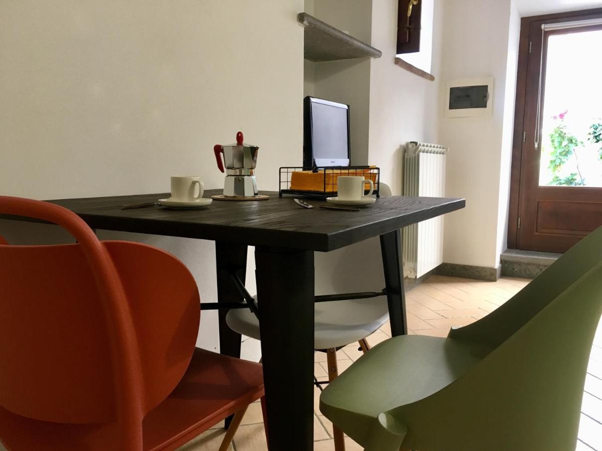 Trevignano Vecchio - Suite Apartment Тревиняно Романо Екстериор снимка